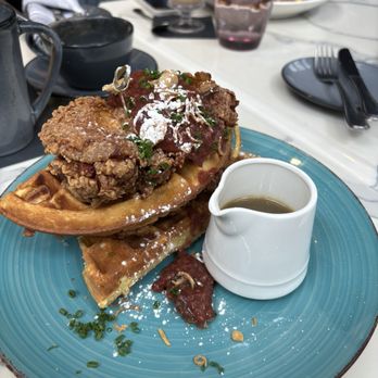 Locale Aurora - Fried Chicken Waffles - Italian Near Me - Aurora, Ontario