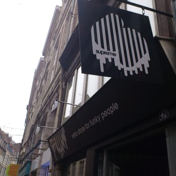 Supreme Store - Men's Clothing Near Me - Lille, 59 Supreme Store - Men's Clothing Near Me - Lille, 59