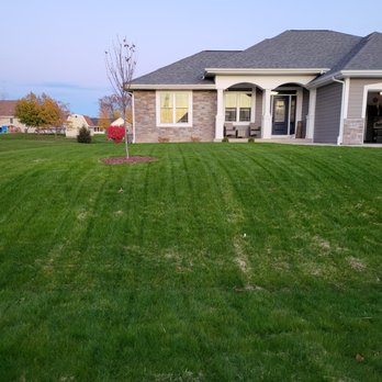 Grassman Lawn Service - 3 weeks of growth! :) - Landscaping Near Me - Union Grove, Wisconsin