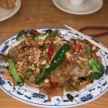 King Market - Pad Ke Mao - Thai Near Me - Antioch, Tennessee King Market - Pad Ke Mao - Thai Near Me - Antioch, Tennessee
