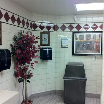 Petro Gas & Stopping Center - Cute bathroom!! - Gas Stations Near Me - Lebec, California