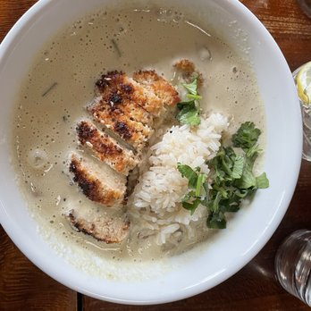 Fat Cats - Tofu Curry - New American Near Me - Cleveland, Ohio
