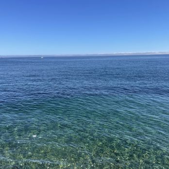 Descanso Beach Ocean Sports - Crystal clear water, excellent for seeing sea life - Rafting/Kayaking Near Me - Avalon, California Descanso Beach Ocean Sports - Crystal clear water, excellent for seeing sea life - Rafting/Kayaking Near Me - Avalon, California