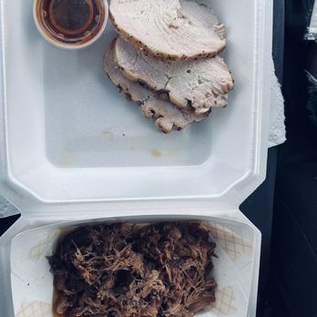Kelly's Hill Country BBQ - Pulled pork (outstanding!) and turkey - Barbeque Near Me - Wimberley, Texas Kelly's Hill Country BBQ - Pulled pork (outstanding!) and turkey - Barbeque Near Me - Wimberley, Texas