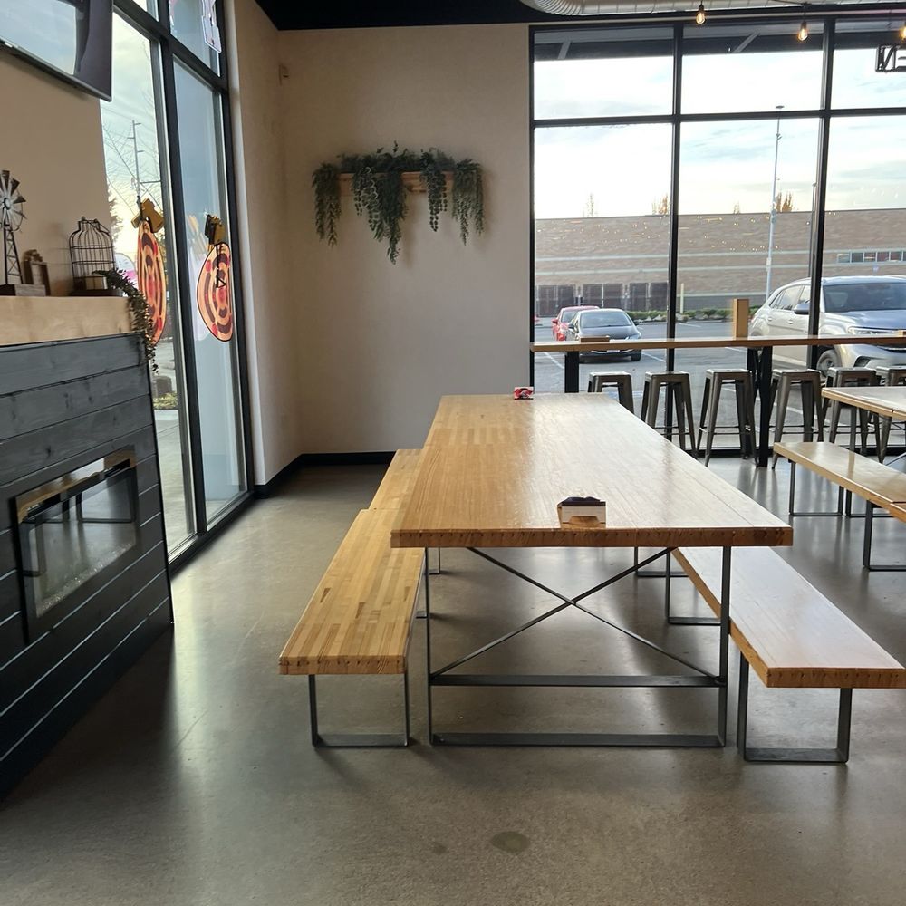 Egghole - Inside - Breakfast & Brunch Near Me - Kent, Washington