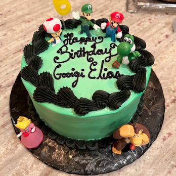 Familia Bakery - Custom Tres Leche Cake - Bakeries Near Me - Patchogue, New York Familia Bakery - Custom Tres Leche Cake - Bakeries Near Me - Patchogue, New York