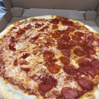 NYPD Pizza - 18" half cheese half pepperoni pizza, extra sauce - Pizza Near Me - Scottsdale, Arizona