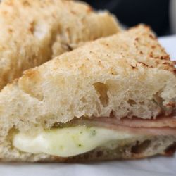 Turkey pesto panini