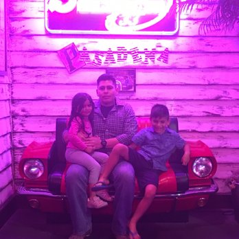 Bubba's 33 - Father's Day kids brought me to bubbas "bubbles" - Pizza Near Me - Pasadena, Texas