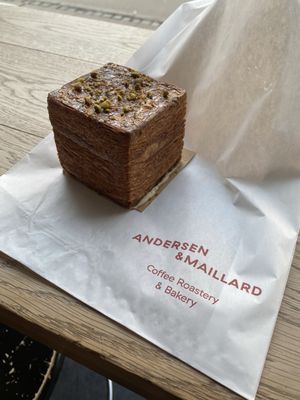 Andersen & Maillard by null