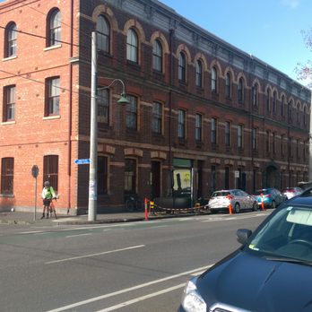 Three Bags Full - Outside - Breakfast & Brunch Near Me - Abbotsford, VIC