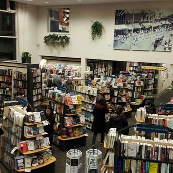 Books Inc - Downstairs bookstore - Bookstores Near Me - Mountain View, California