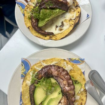 Mariscos El Submarino - Pulpo Tostada - Seafood Near Me - Jackson Heights, New York Mariscos El Submarino - Pulpo Tostada - Seafood Near Me - Jackson Heights, New York