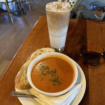 Esselon Cafe and Coffee Roasting - Tomato Bisque and maple sage latte - Breakfast & Brunch Near Me - Hadley, Massachusetts Esselon Cafe and Coffee Roasting - Tomato Bisque and maple sage latte - Breakfast & Brunch Near Me - Hadley, Massachusetts