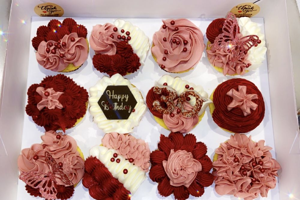 GLAM CAKES 39 Photos Pittsburgh, Pennsylvania Custom Cakes