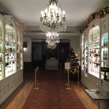 Angelina - Patisserie/Cake Shop Near Me - Versailles, 78