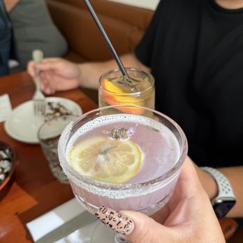 Paragary's - Lavender cocktail and 85 cocktail - New American Near Me - Sacramento, California Paragary's - Lavender cocktail and 85 cocktail - New American Near Me - Sacramento, California