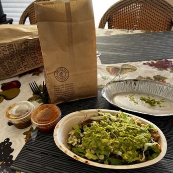 Chipotle Mexican Grill - Chipotle bowl - Mexican Near Me - Pinole, California