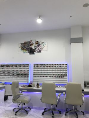 CLASSY NAILS AND SPA - 43 Photos & 12 Reviews - Nail Salons - 240 NW