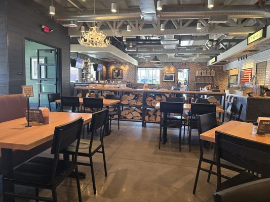 Jim 'N Nick's Bar-B-Q by null