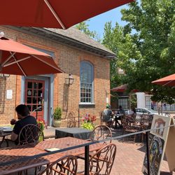 DoG Street Pub - Exterior