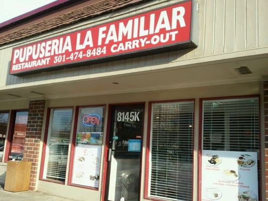 Pupuseria La Familiar by null