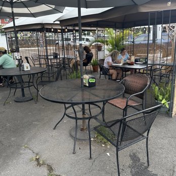 Herbivores - Dining area - Coffee & Tea Near Me - Kailua-Kona, Hawaii