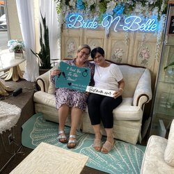 Bride 'n' Belle Boutique - Bridal salon