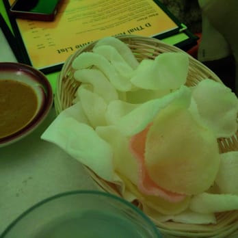 D Thai Kitchen - Complimentary Shrimp Chips :) - Thai Near Me - Croton-on-Hudson, New York D Thai Kitchen - Complimentary Shrimp Chips :) - Thai Near Me - Croton-on-Hudson, New York