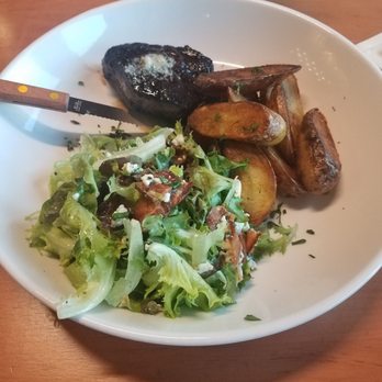 Territory - Top Sirloin Entree - New American Near Me - Independence, Oregon