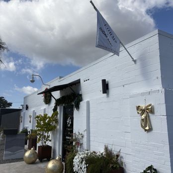 Coffee Concrete - Outside - Coffee & Tea Near Me - St. Petersburg, Florida