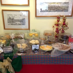 Caffeteria Torino - Parte interna - mesa de doces natalinos