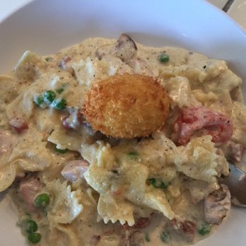 Table 20 - Farfalle Pasta Carbonara - New American Near Me - Cartersville, Georgia Table 20 - Farfalle Pasta Carbonara - New American Near Me - Cartersville, Georgia