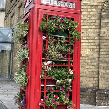Bath Spa Train Station - Train Stations Near Me - Bath, BAS