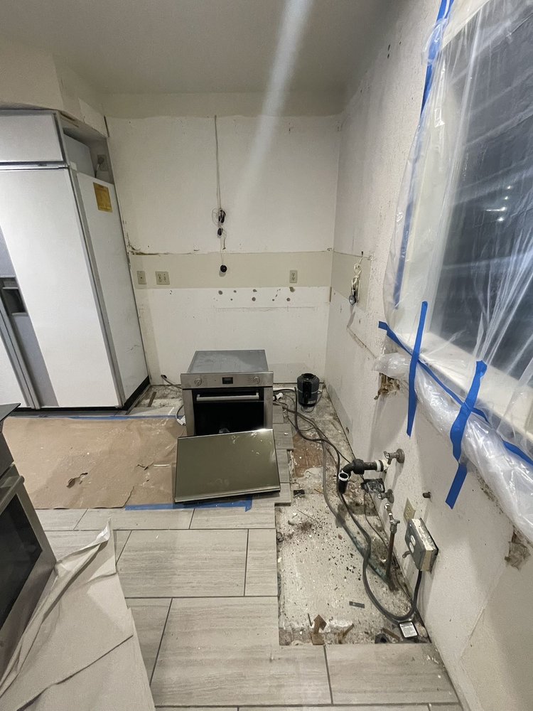 Slide of Renova Hawaii Home