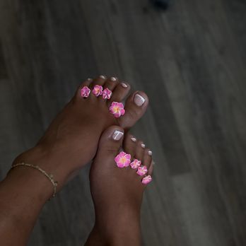 Pretty Impressed - Luxury Pedicure - Nail Technicians Near Me - Sparks, Nevada Pretty Impressed - Luxury Pedicure - Nail Technicians Near Me - Sparks, Nevada