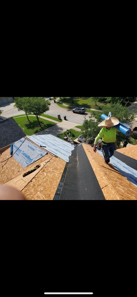 Slide of Randal’s Roofing