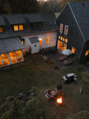 Three Sisters Farm by null