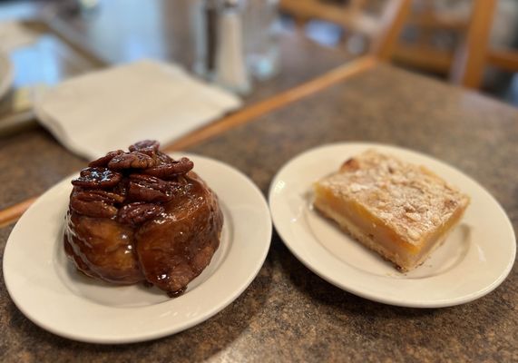 Goose Feathers Cafe & Bakery by null