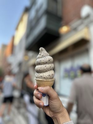 1-900-ICE-CREAM by null
