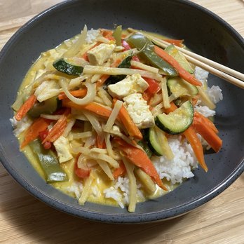 Lao Kitchen - Tofu vegetable yellow curry - Laotian Near Me - Richland, Washington