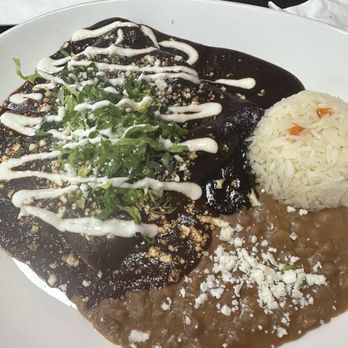 La Diosa de los Moles - Enchiladas Enmoladas ,rice,beans - Mexican Near Me - Bell Gardens, California La Diosa de los Moles - Enchiladas Enmoladas ,rice,beans - Mexican Near Me - Bell Gardens, California