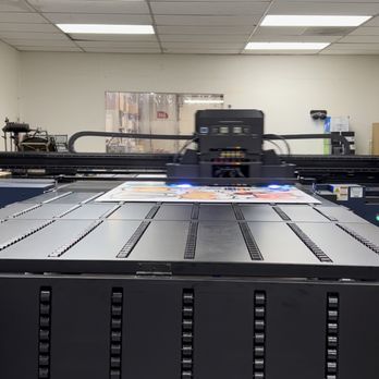 Lightning Press - This machine print a 4'x8' foam core in 6 minute! - Printing Services Near Me - Santa Clara, California Lightning Press - This machine print a 4'x8' foam core in 6 minute! - Printing Services Near Me - Santa Clara, California