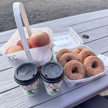 Thornton River Orchard - Evercrisp apples, apple cider and hot cider - Fruits & Veggies Near Me - Sperryville, Virginia Thornton River Orchard - Evercrisp apples, apple cider and hot cider - Fruits & Veggies Near Me - Sperryville, Virginia