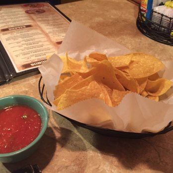 El Azteca Camden - Warm chips and salsa - Mexican Near Me - Dover, Delaware