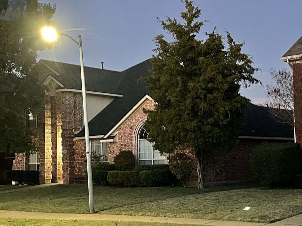 Slide of Simmons Roofing