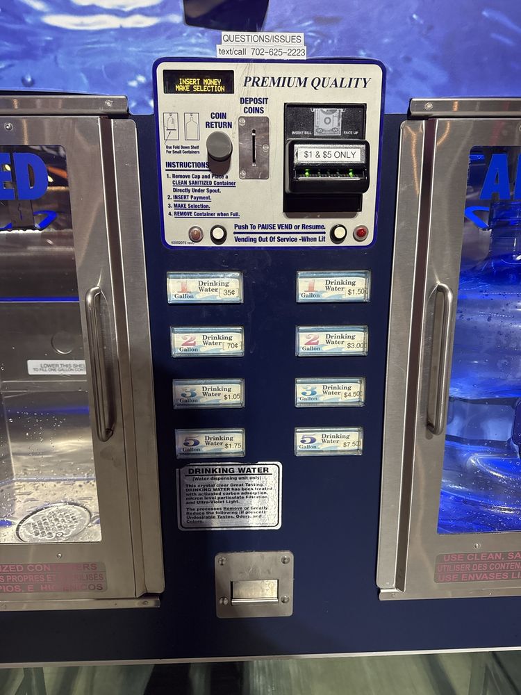 MR ALKALINE WATER Logo