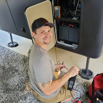 That RV Specialist - Load testing batteries. - RV Repair Near Me - Benton, Kentucky That RV Specialist - Load testing batteries. - RV Repair Near Me - Benton, Kentucky