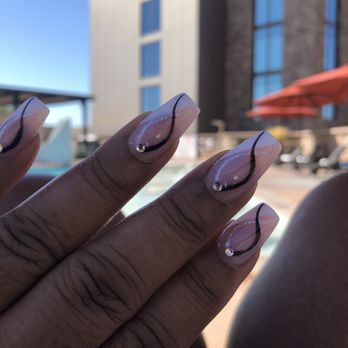 Lavish Nails Salon - Nail Salons Near Me - Martinez, California