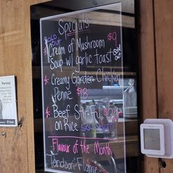 Coop's Smokin' Wing House
